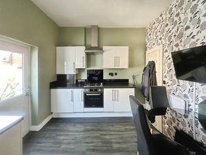 Photo 1- click for photo gallery